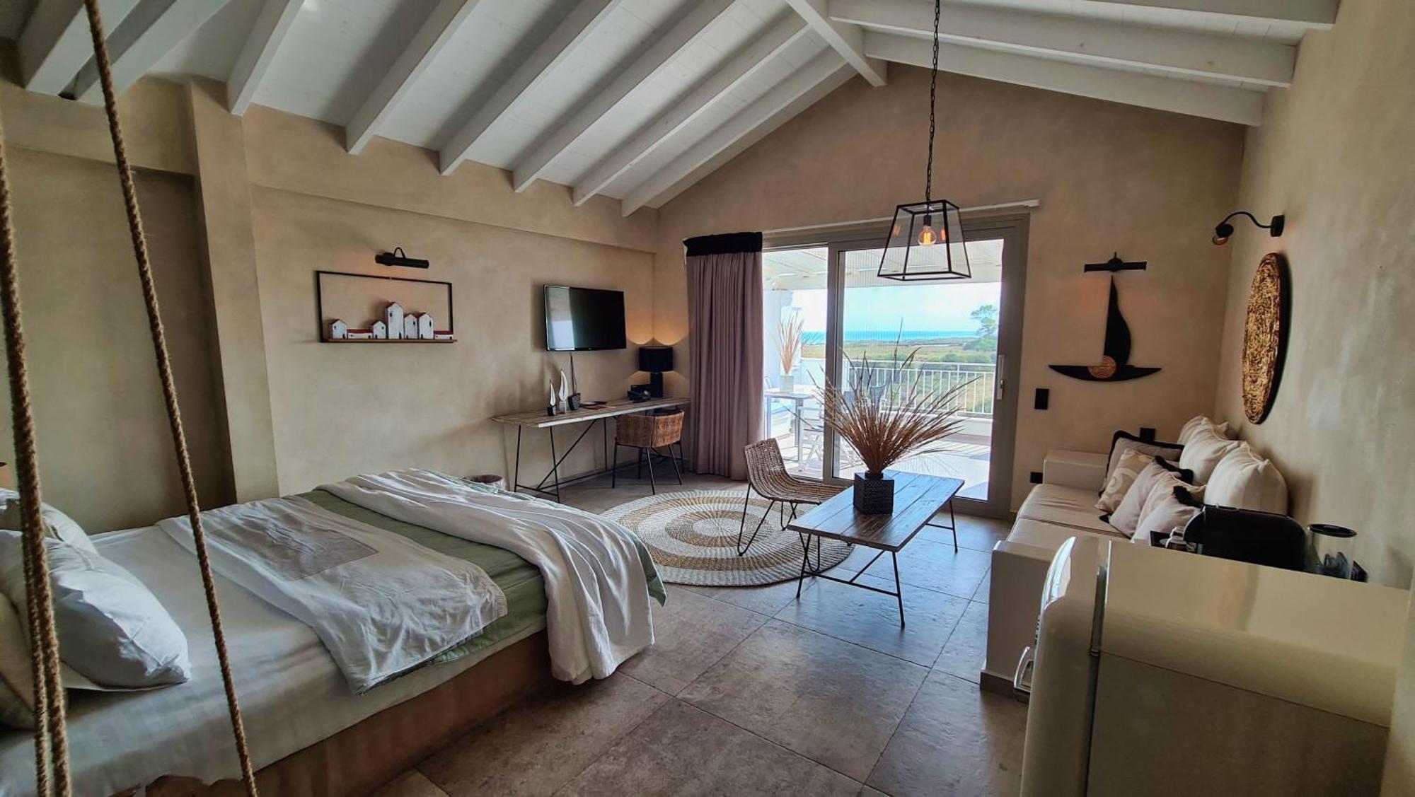 Hotel Evilion Sea And Sun 4*