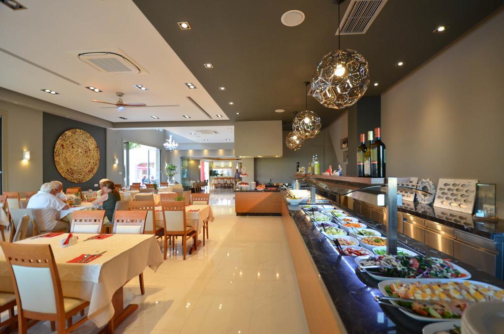 Hotel Evilion Sea And Sun 4*